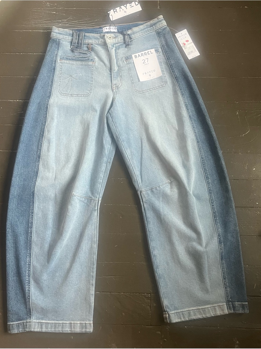 Frayed  Barrel Two-Tone Light Blue Women's Jeans